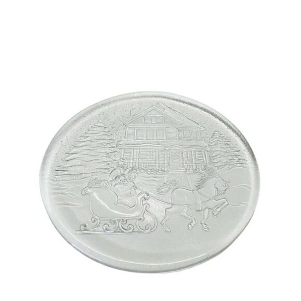 Etched Glass Winter Plate Santa & Horse Drawn Sleigh Scene Holiday Decor 12.5”